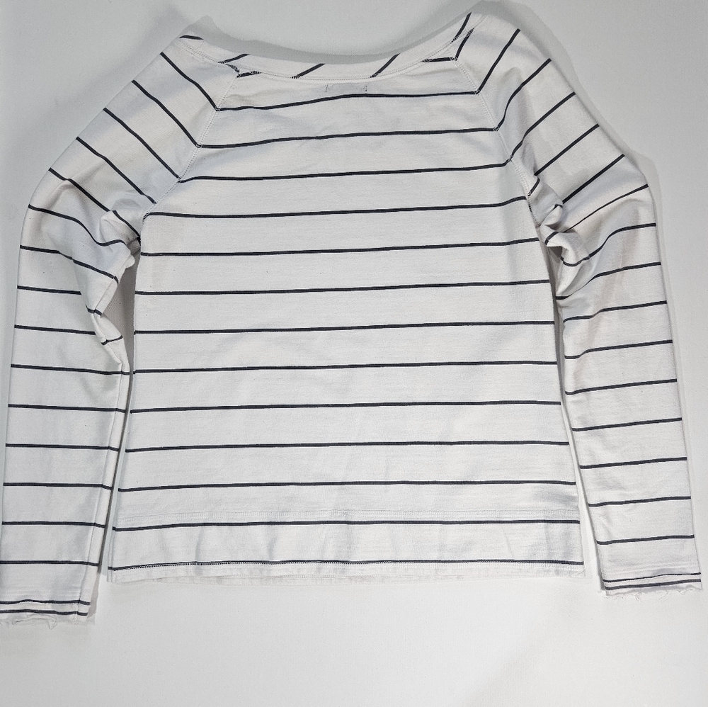Gap Sweatshirt Womens Small White Grey Stripe Casual‎ Fall Capule Wardrobe Top - Picture 7 of 7